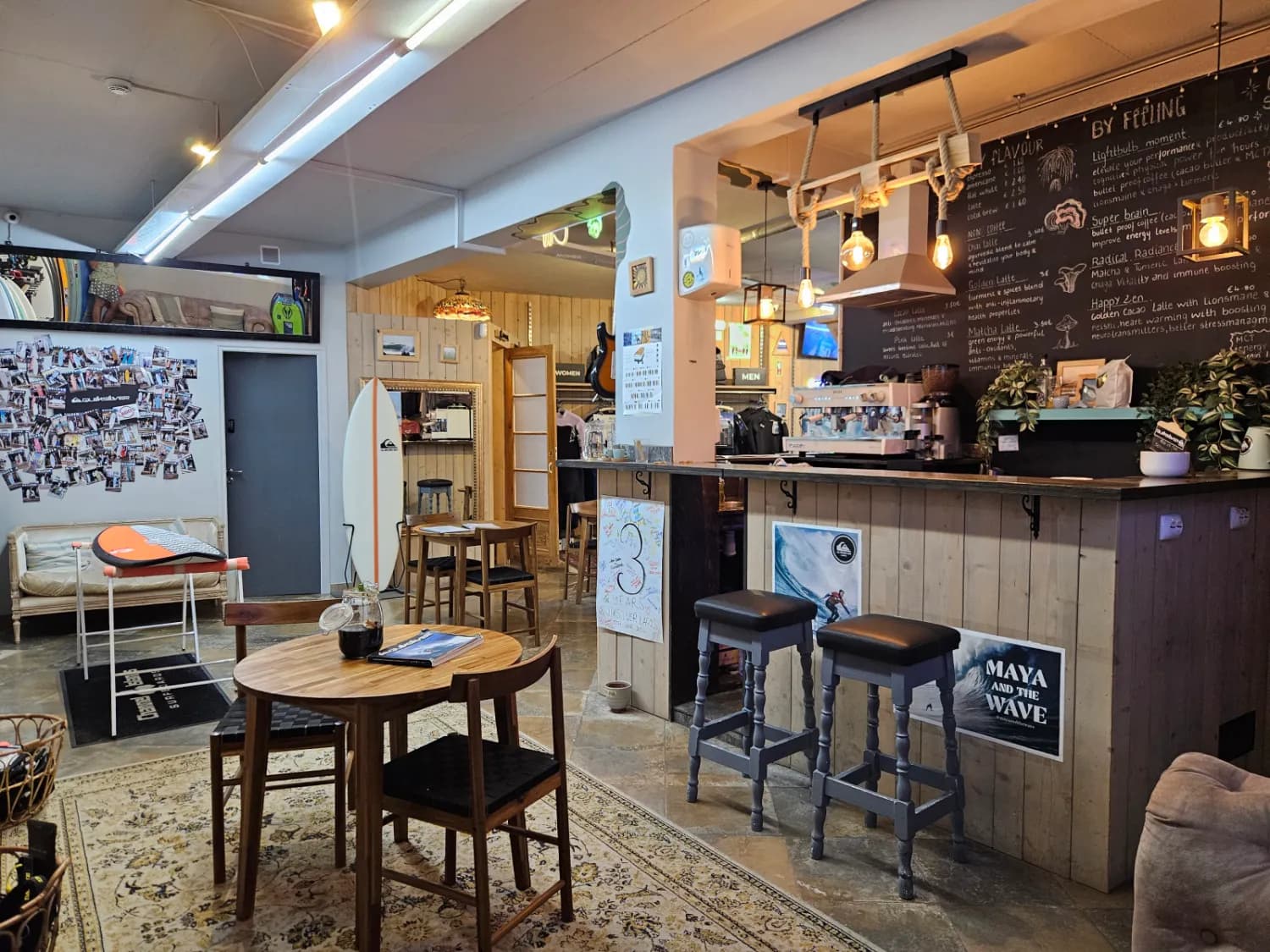 Quiksilver Lagos Café