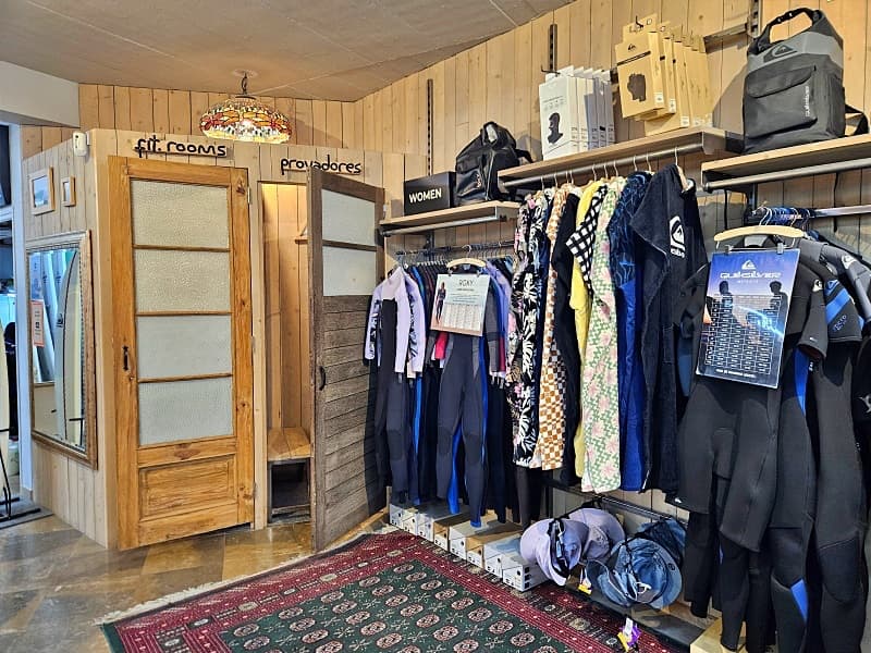 Quiksilver apparel display